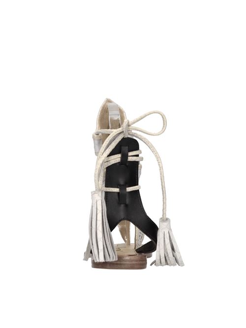  MEHER KAKALIA | QUEEN CLIOBIANCO